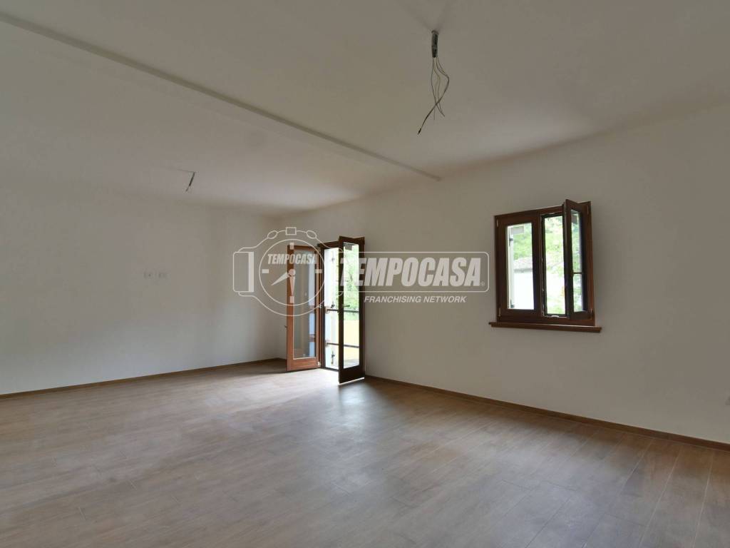 Appartamento a Caldarola in Via Piandebussi 7 - Foto 5