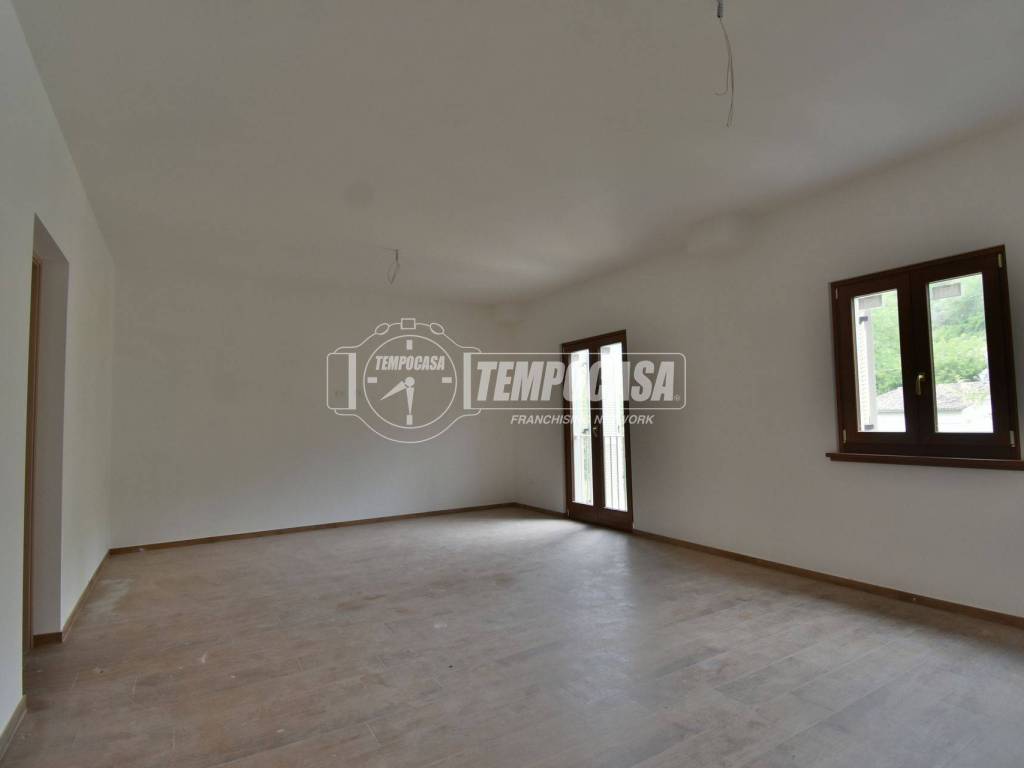 Appartamento a Caldarola in Via Piandebussi 7 - Foto 2