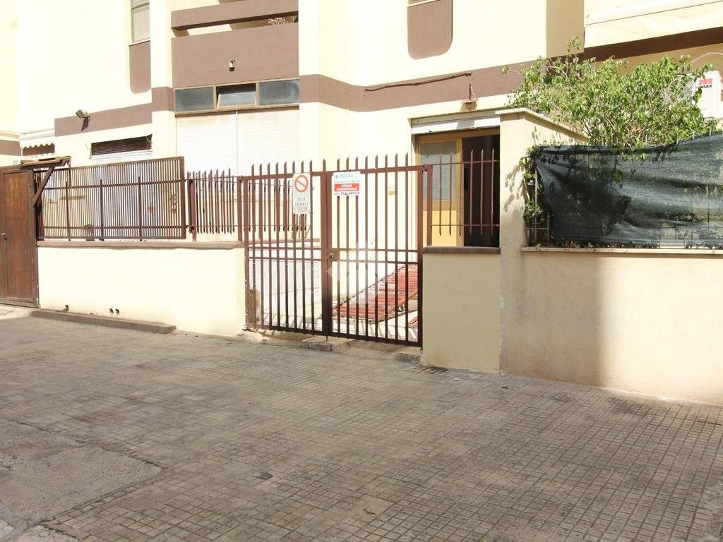 Box / garage a Brindisi in Via Capodistria, 19 - Foto 2