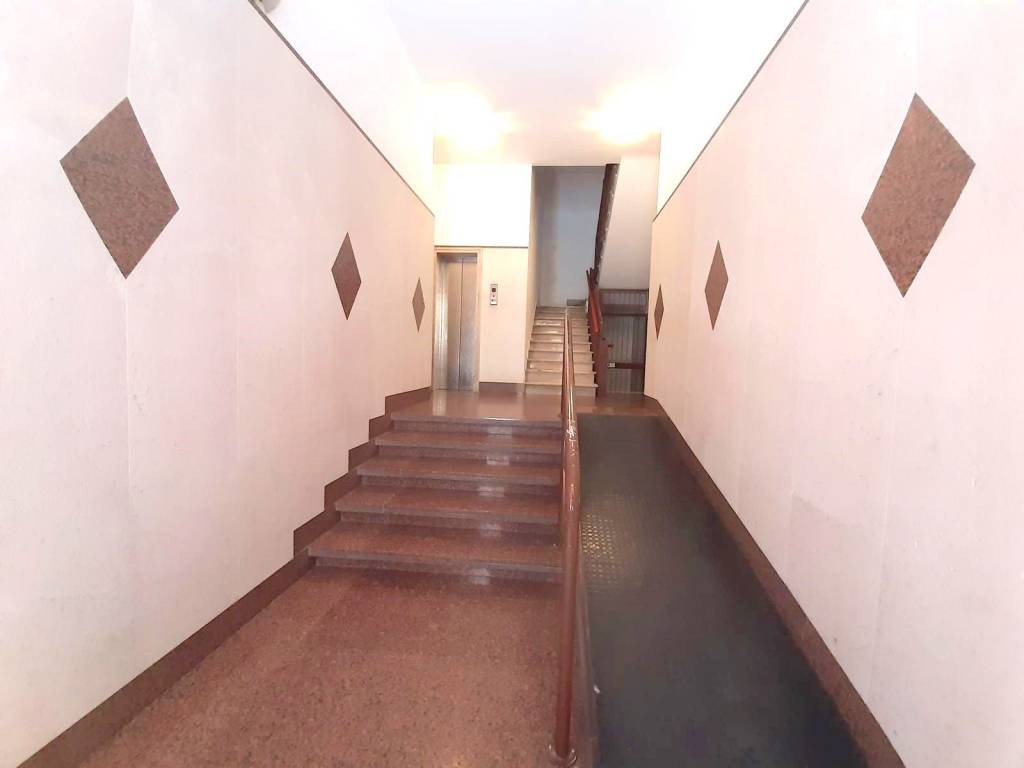 Appartamento a Taranto in Via Principe Amedeo, 169 - Foto 4