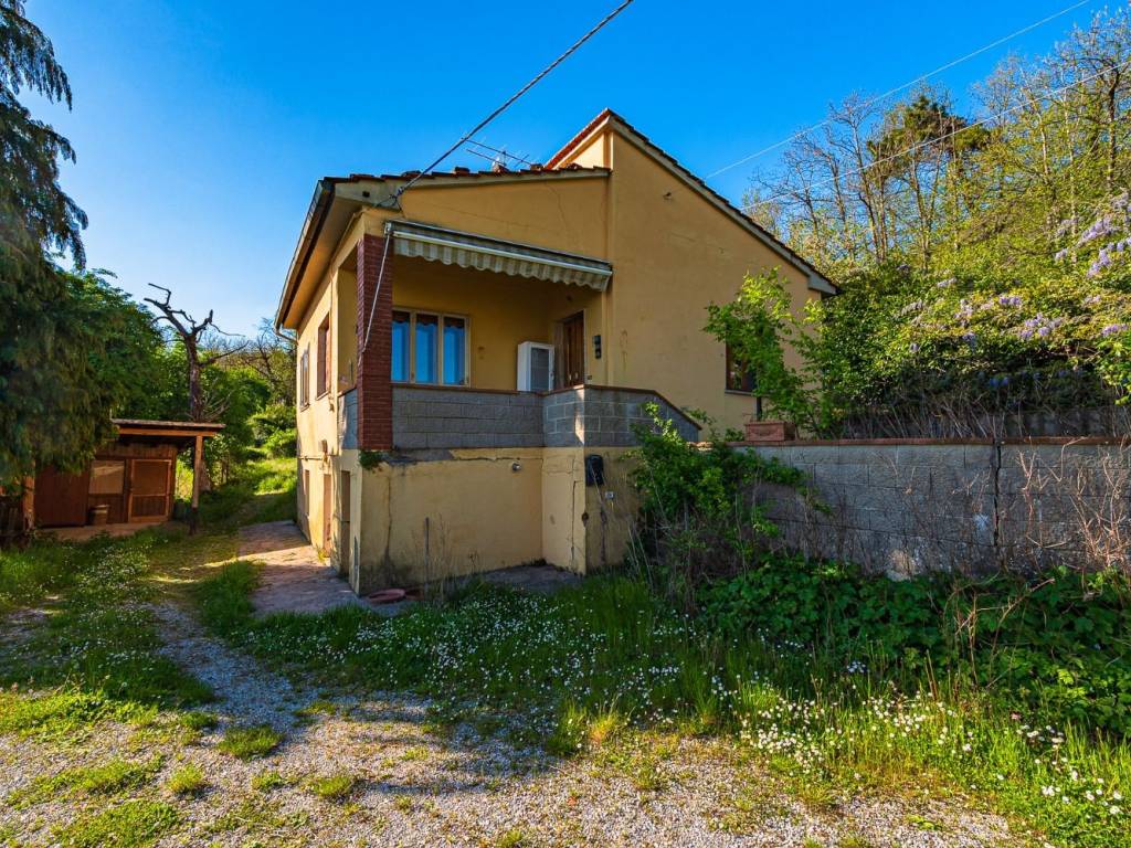 Villa a Pistoia in Via Vecchia Montanina di Cireglio - Foto 4