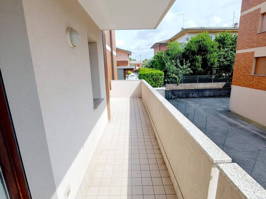 Appartamento a Codroipo in Via Savorgnan di Brazzà, 12 - Foto 5