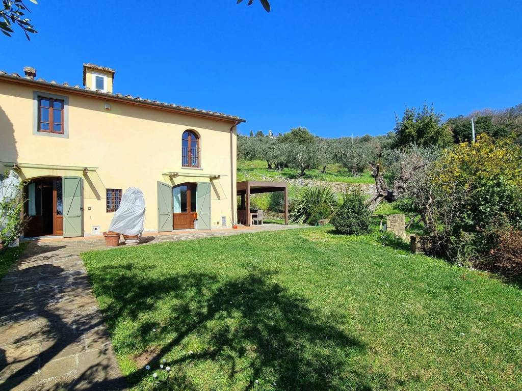 Rustico / casale a Pistoia in Via degli Imbarcati, 7 - Foto 2