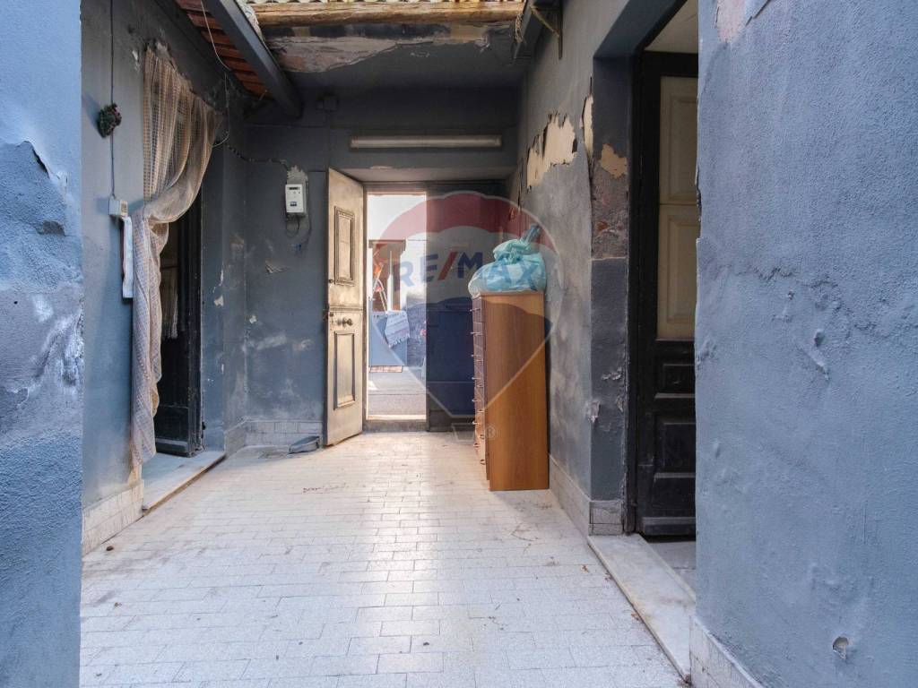 Casa indipendente a Catania in VIA PURGATORIO - Foto 5