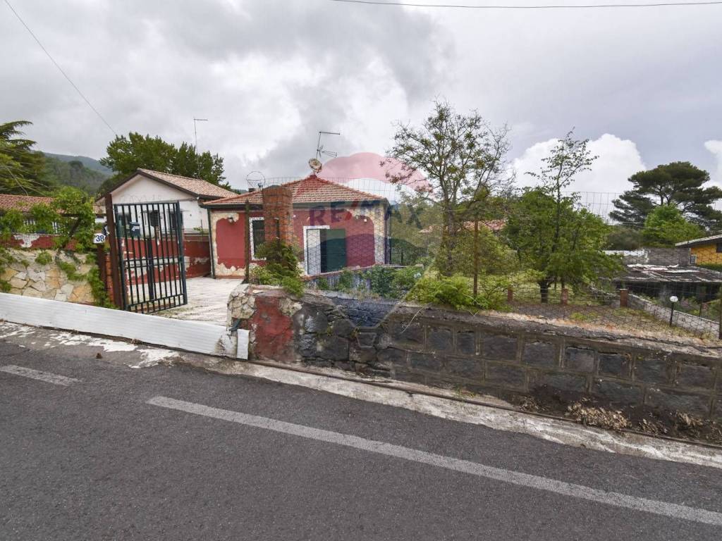 Villa a Pedara in via monte po', 38 - Foto 2