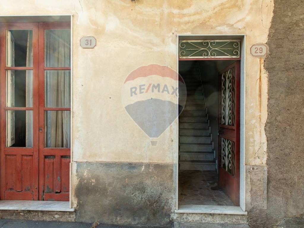 Casa indipendente a Santa maria di licodia in via giovanni verga, 29 - Foto 4