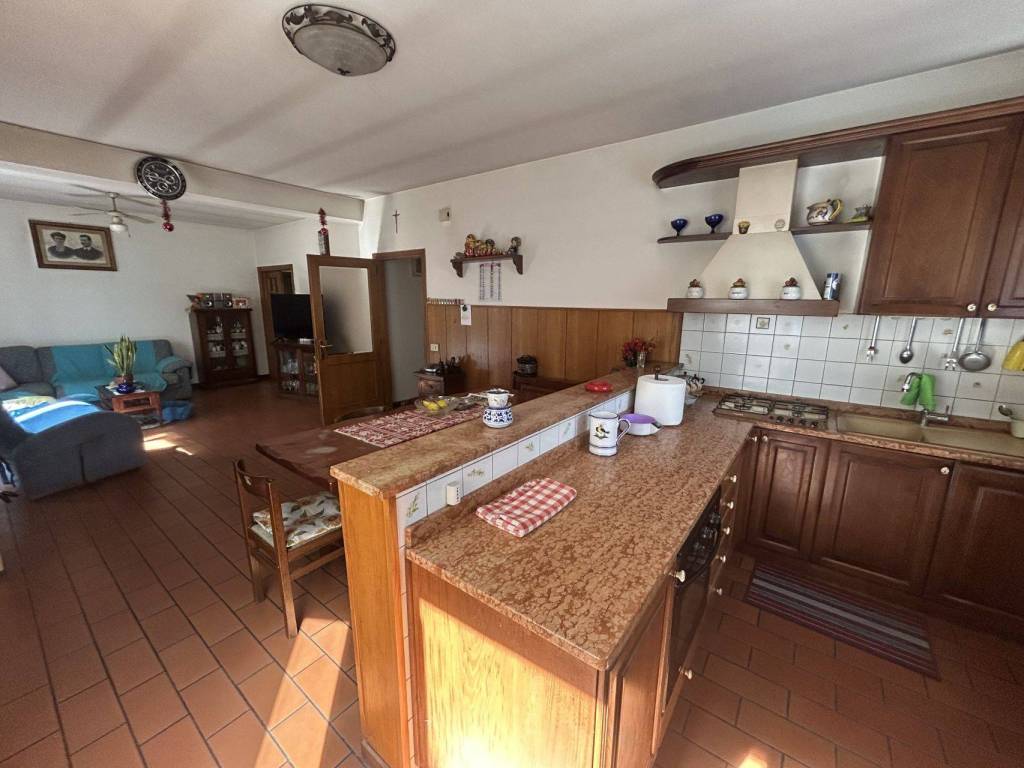 Casa indipendente a Bettona in Via della Rocchetta - Foto 3