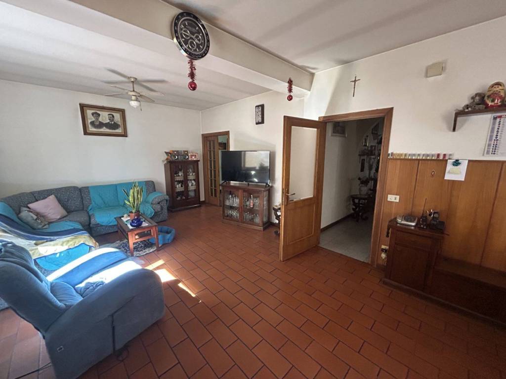 Casa indipendente a Bettona in Via della Rocchetta - Foto 5