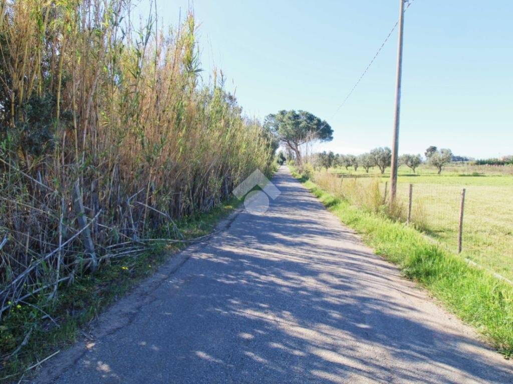 Terreno a Isola di capo rizzuto in Via Villaggio Seleno - Foto 5