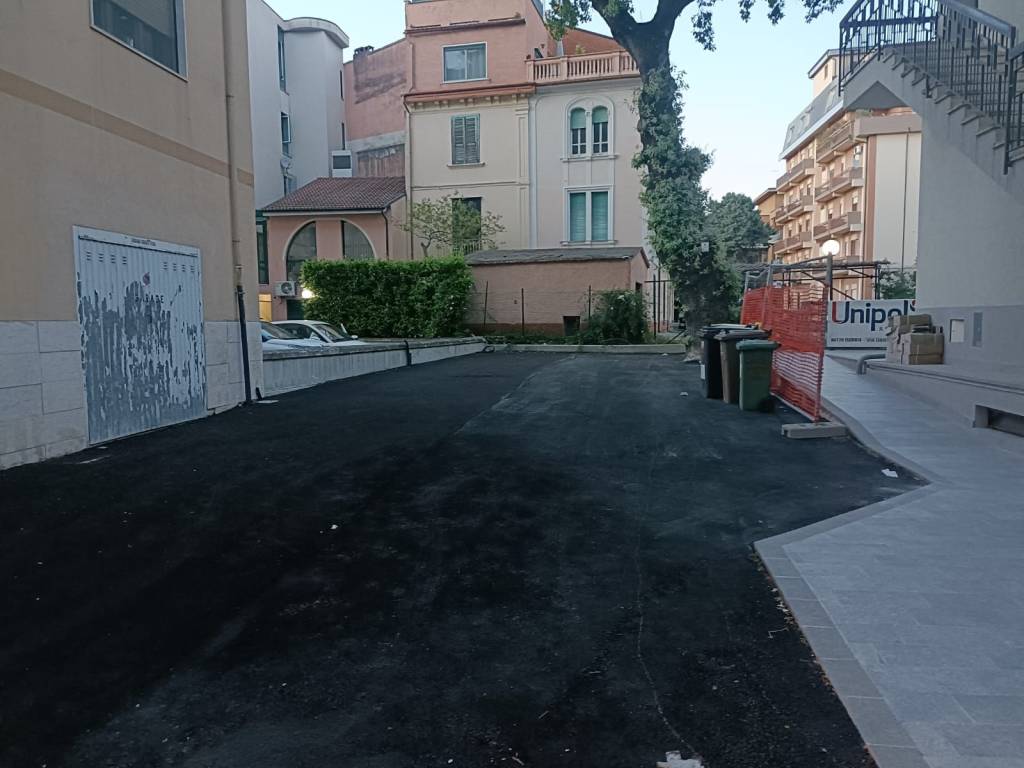 Box / garage a Isernia in Via Dante Alighieri - Foto 4