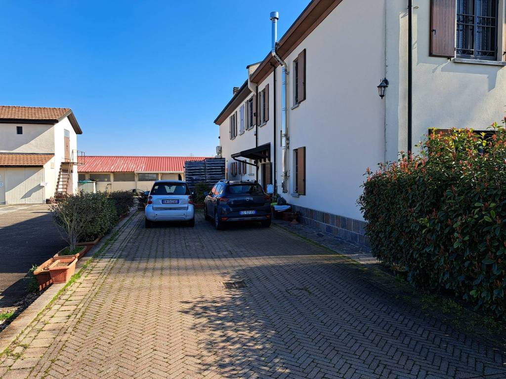 Casa indipendente a Bologna in Via Cadriano - Foto 3