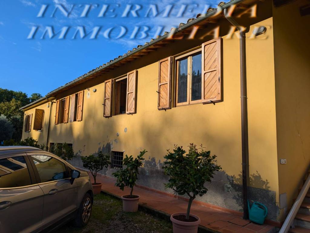 Rustico / casale a Montevarchi in Via della Ginestra - Foto 3