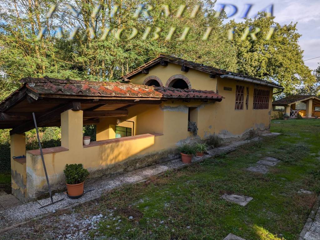 Rustico / casale a Montevarchi in Via della Ginestra - Foto 4