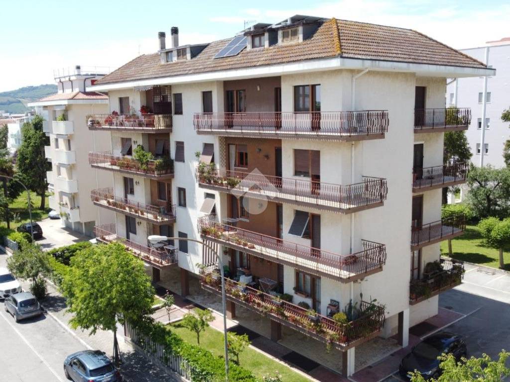 Appartamento a San benedetto del tronto in Via Rubicone, 10 - Foto 2