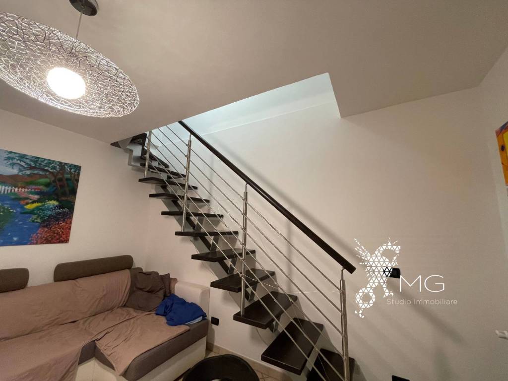 Casa indipendente a Rosignano marittimo in Via Champigny sur Marne, 56 - Foto 5