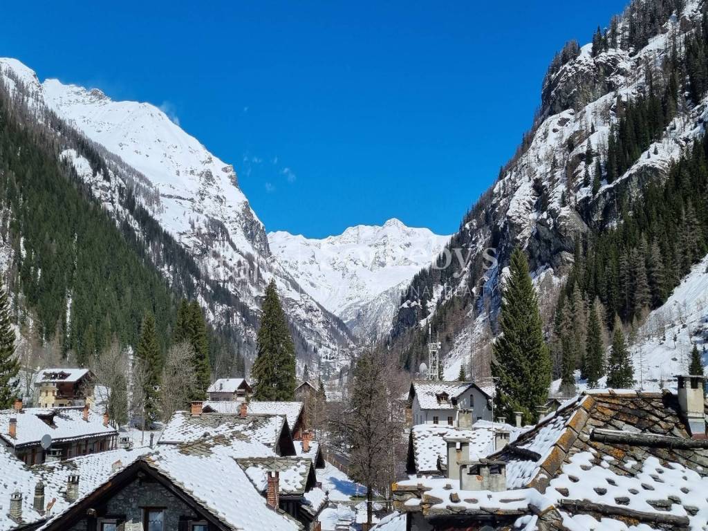 Casa indipendente a Gressoney-saint-jean in Via Monte Rosa Waeg - Foto 3