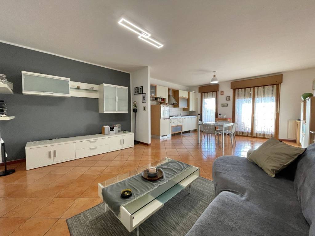 Appartamento a Solesino in Via Bassano del Grappa - Foto 4