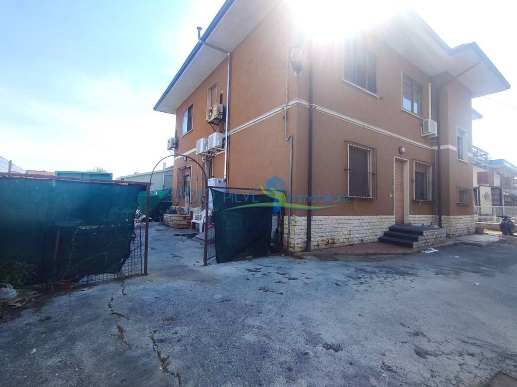 Palazzo / stabile a Monsummano terme in Via Risorgimento - Foto 3