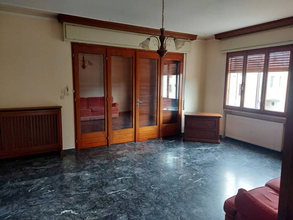 Casa indipendente a Roveredo in piano in via dante, 9 - Foto 2