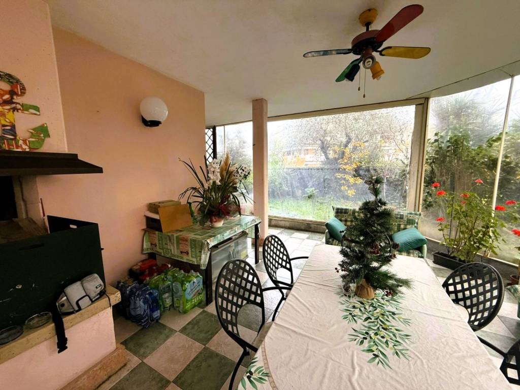 Appartamento a Desenzano del garda in via g. cesare , - Foto 3