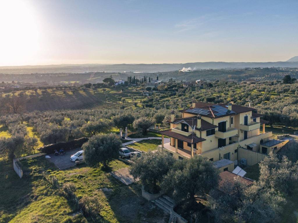 Villa a Fara in sabina in Via dell'Arci - Foto 3