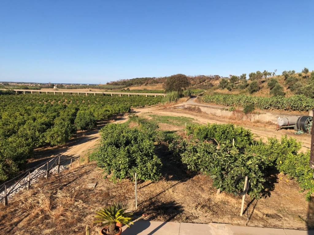 Terreno a Crotone in Via delle Dalie - Foto 5
