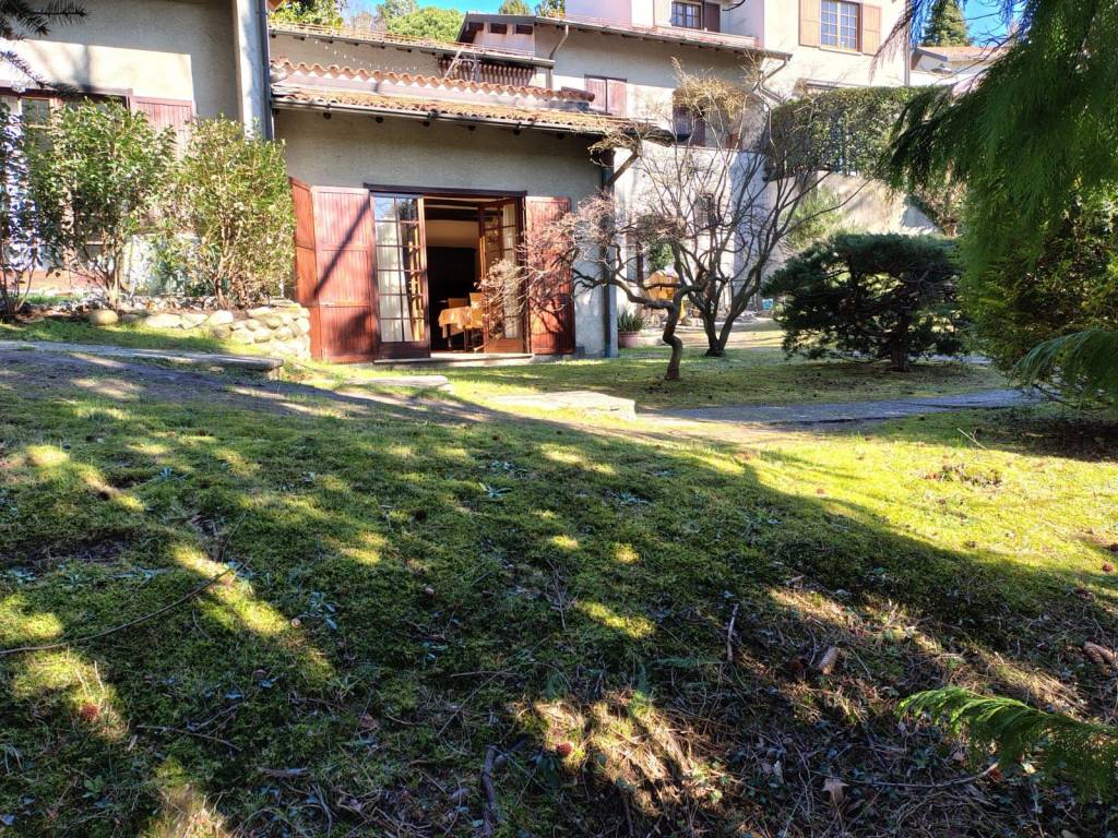 Appartamento a Luvinate in Via Postale Vecchia - Foto 5