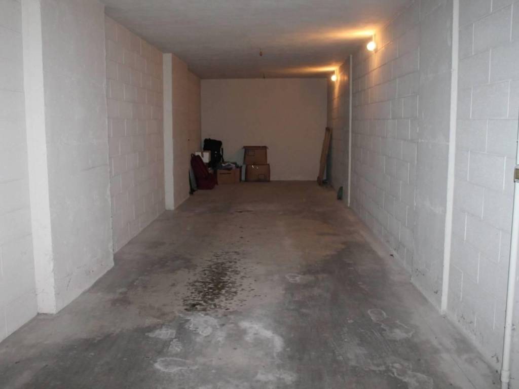 Box / garage a Biassono in Via Martiri delle Foibe - Foto 2