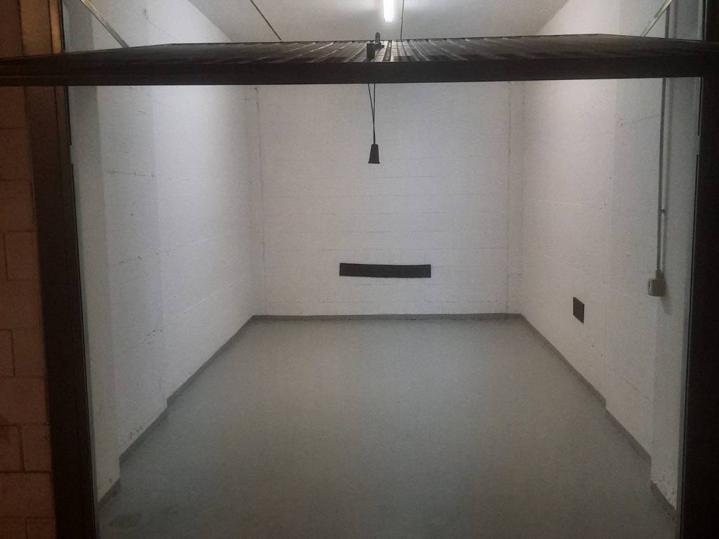 Box / garage a Livorno in Viale Giosuè Carducci, 1 - Foto 3