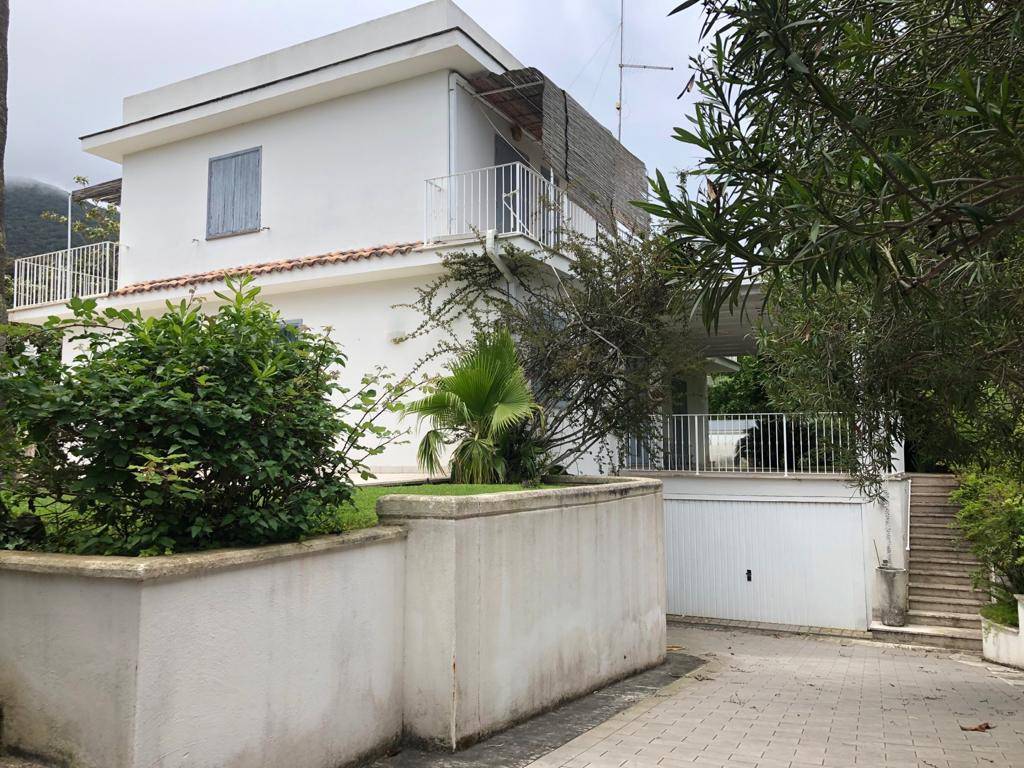Villa a San felice circeo in Viale Alcide De Gasperi - Foto 2