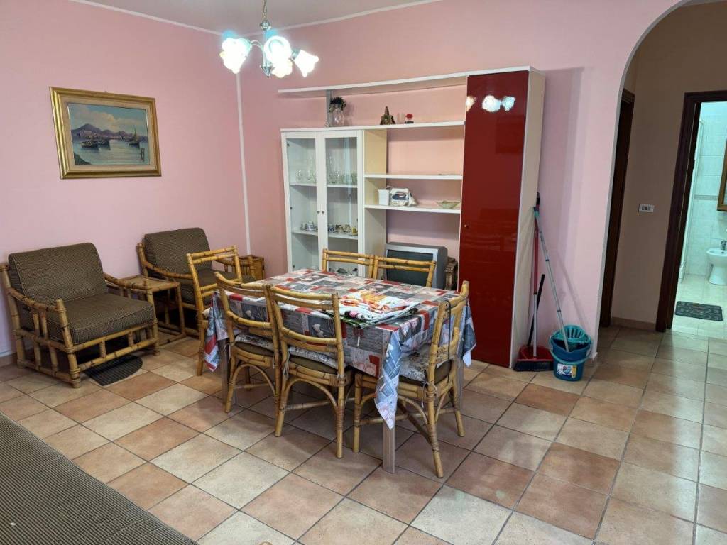 Appartamento a Alba adriatica in Via Pompeo, 11 - Foto 5