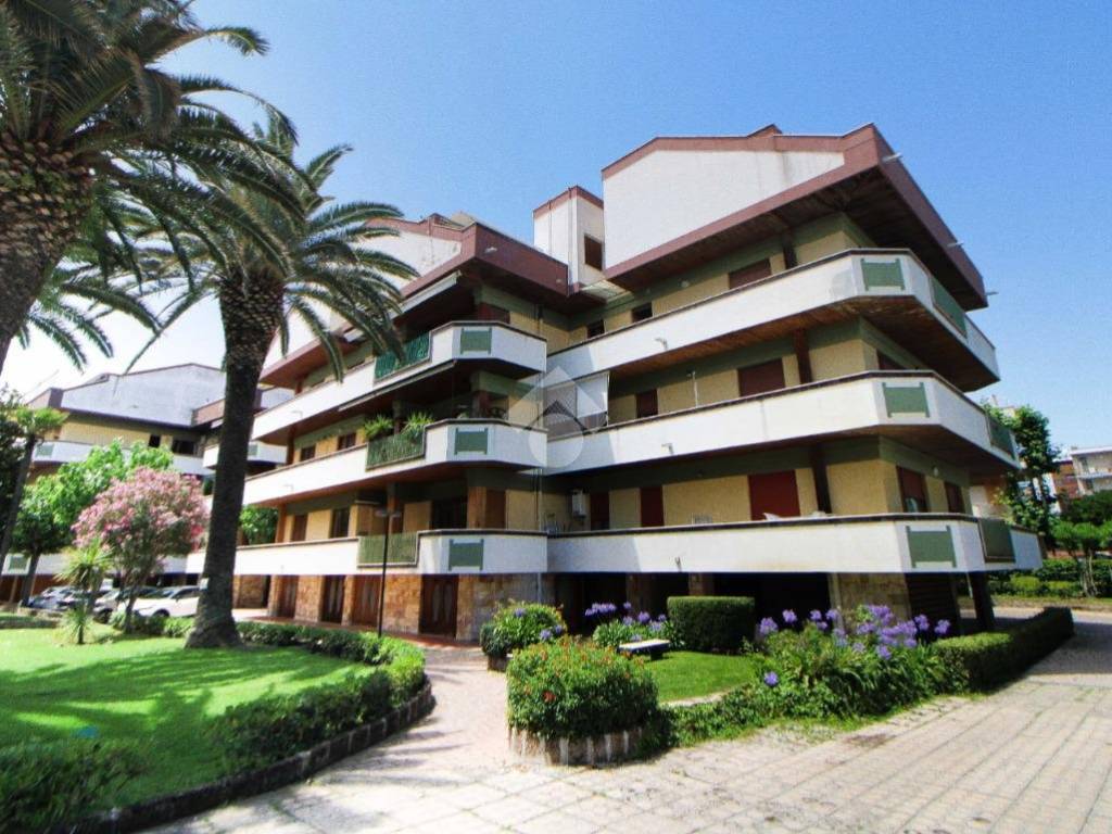 Appartamento a Francavilla al mare in Viale Alcione, 207 - Foto 2