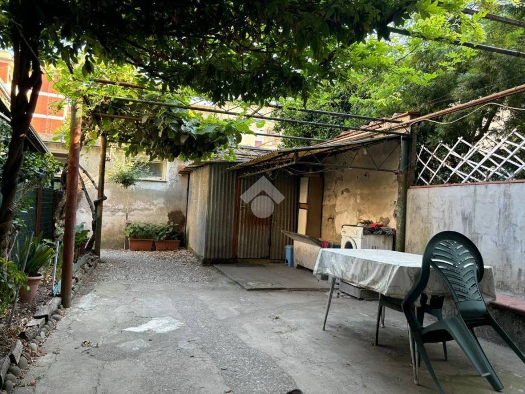 Appartamento a Lucca in Via minzoni - Foto 3
