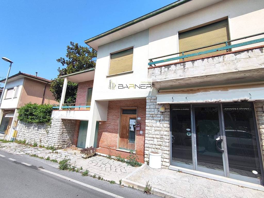 Villa a Massarosa in Via 4 Novembre - Foto 4