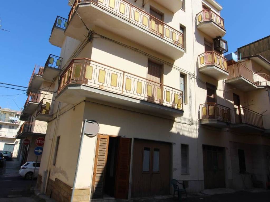 Casa indipendente a Carlentini in VIA BOVIO - Foto 3