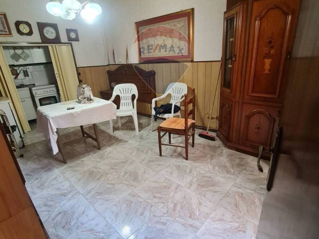 Casa indipendente a Carlentini in NINO BIXIO, 81 - Foto 3
