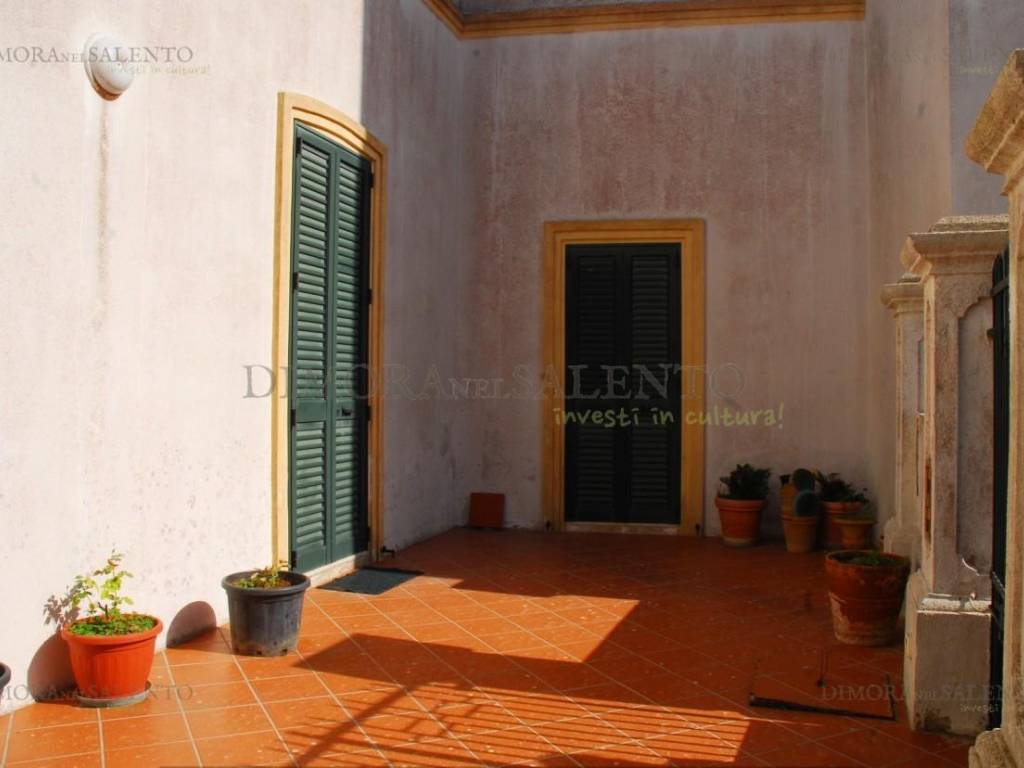 Casa indipendente a Castrignano del capo in VIA TRIESTE - Foto 2