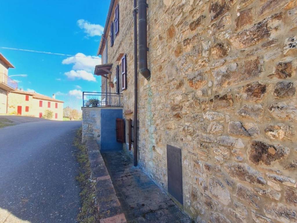 Casa indipendente a Semproniano in Via Giacomo Matteotti - Foto 3