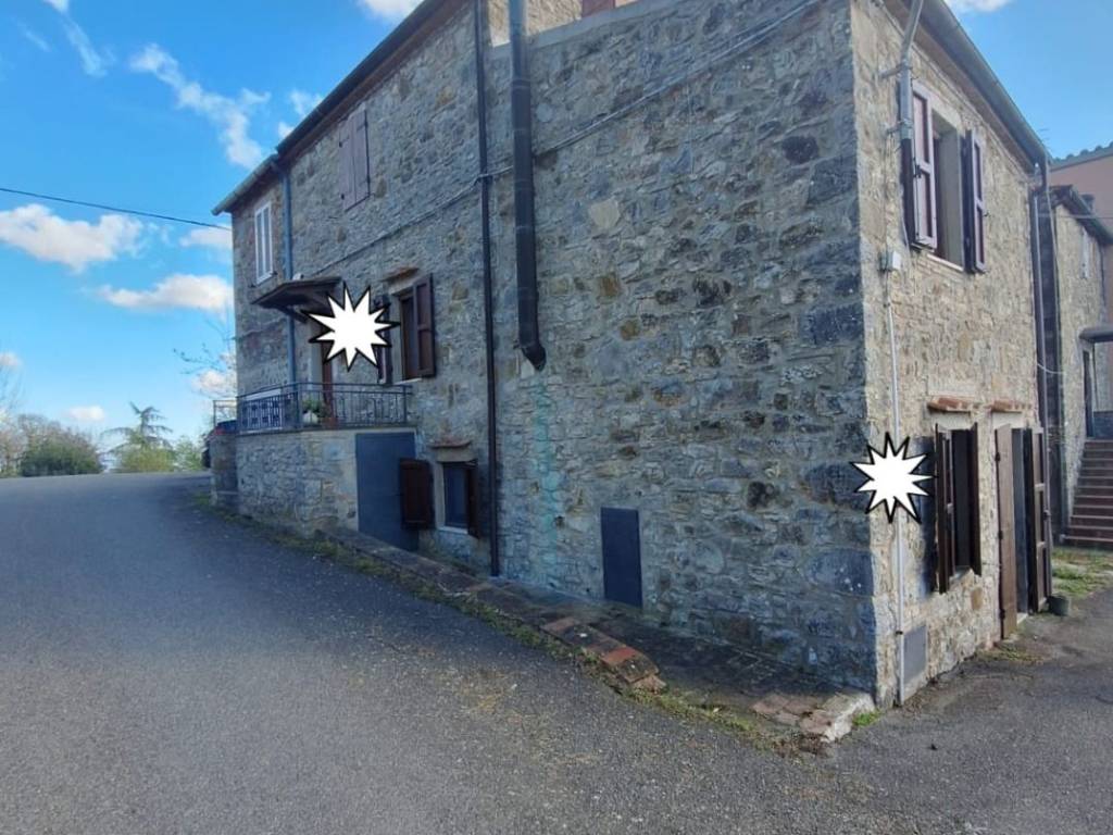 Casa indipendente a Semproniano in Via Giacomo Matteotti - Foto 4