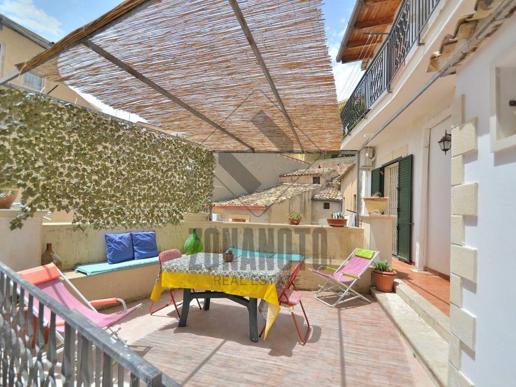 Appartamento a Noto in Vico Salamina, 15 - Foto 4
