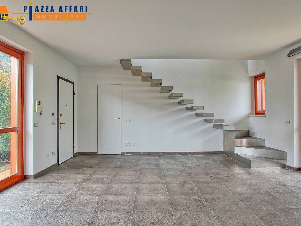 Villa a Borgomanero in via Resiga, 4 - Foto 2