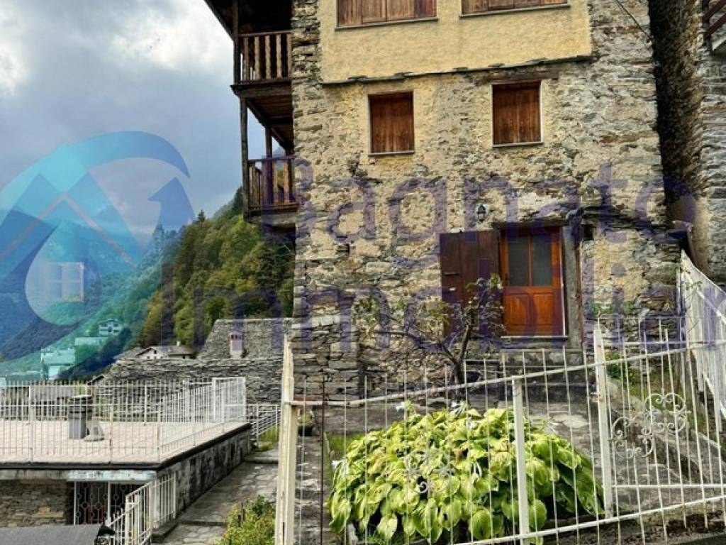 Casa indipendente a Rossa in Via delle Fontane, 10 - Foto 3