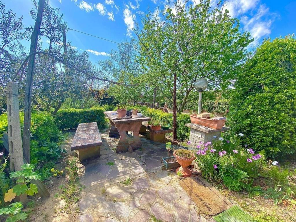 Villa a Rosignano marittimo in Via della Repubblica, 64 - Foto 3