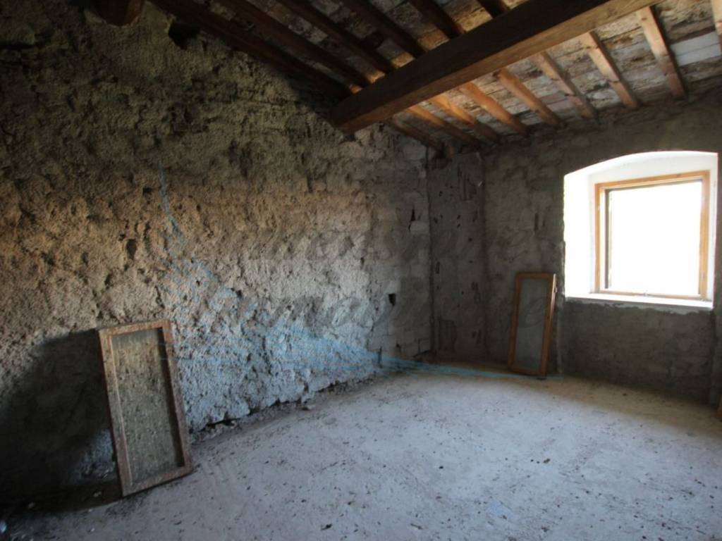 Appartamento a Castagneto carducci in Piazza Alberto s.n.c - Foto 4