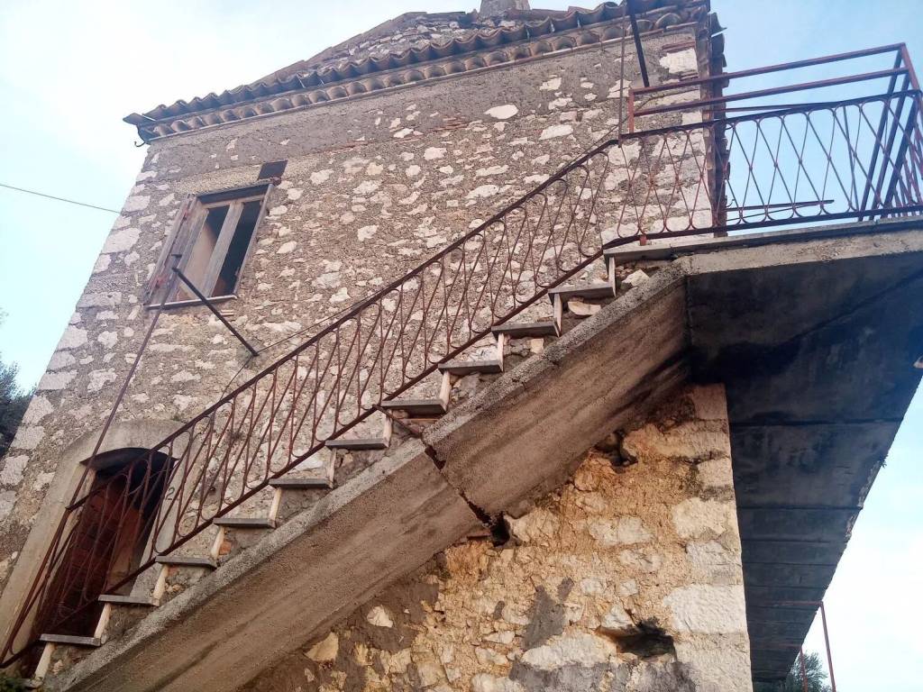 Rustico / casale a Veroli in Contrada Torre Caravicchia S.N.C. - Foto 3