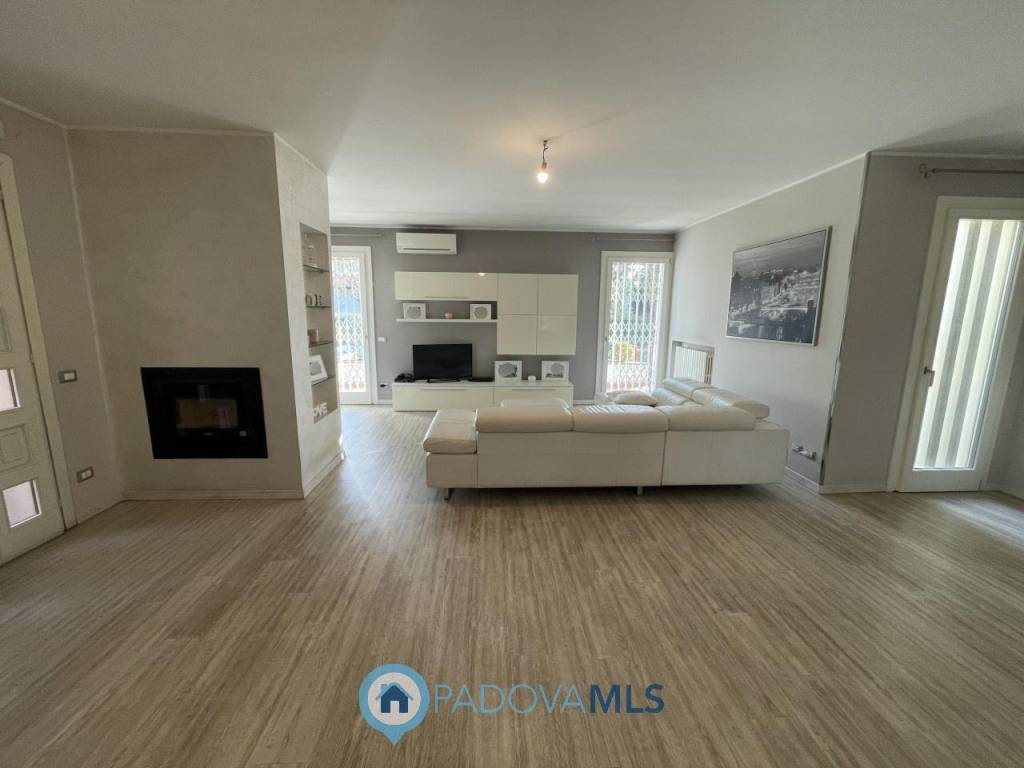 Villa a Selvazzano dentro in Viale della Repubblica - Foto 4