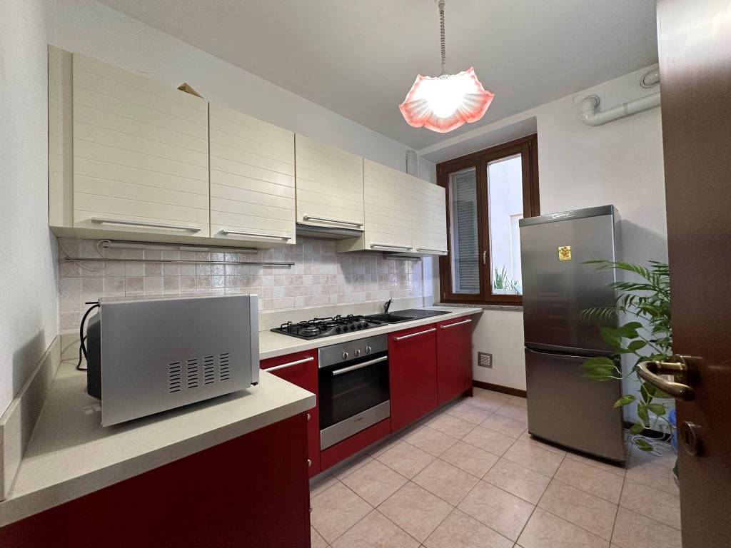 Appartamento a Merate in Via Sant'Ambrogio, 37 - Foto 5