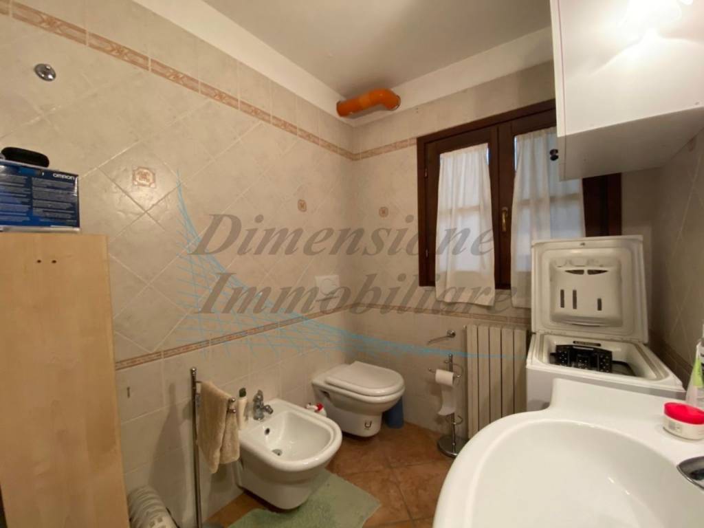 Villa a Rosignano marittimo in Via Dante Alighieri s.n.c - Foto 4