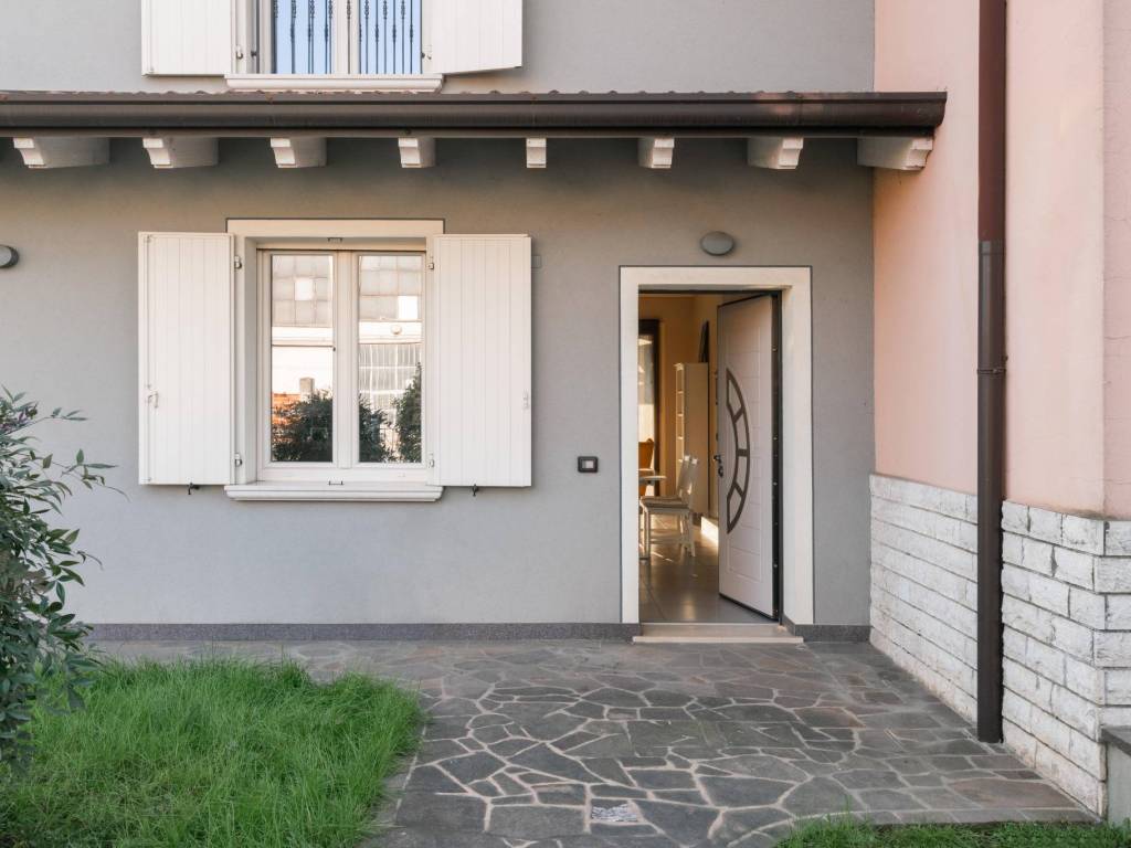 Villa a Cellatica in Via Badia, 61 - Foto 4