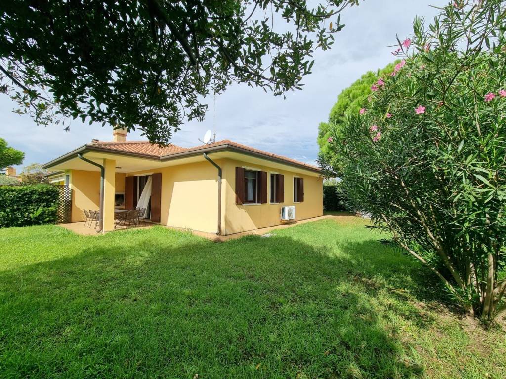 Villa a Rosolina in Via Prima Est, 6 - Foto 2